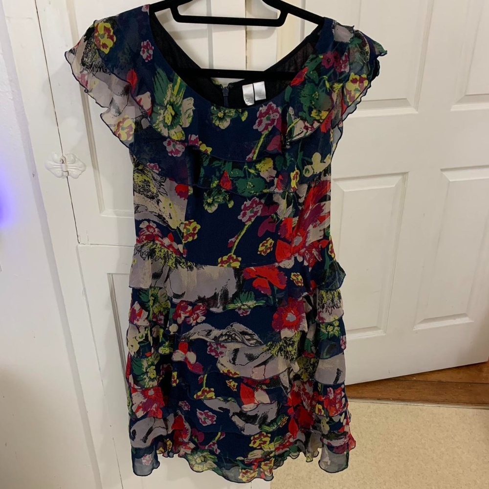 Floral summer dress with ruffle layering